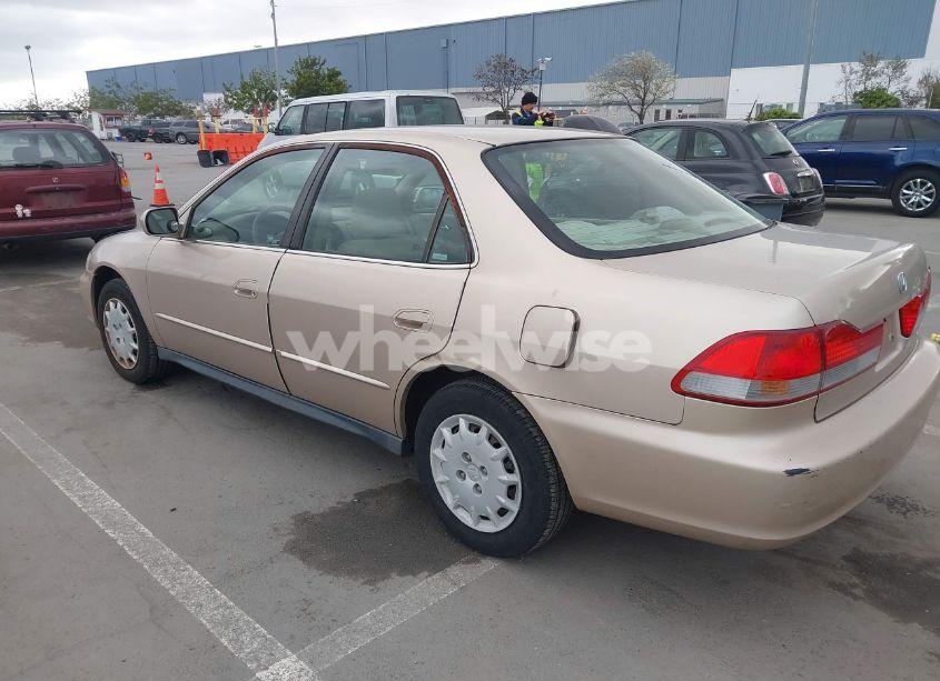 Photo 3 of 2002 Honda Accord 2.3 LX (VIN 3HGCG66512G700480)