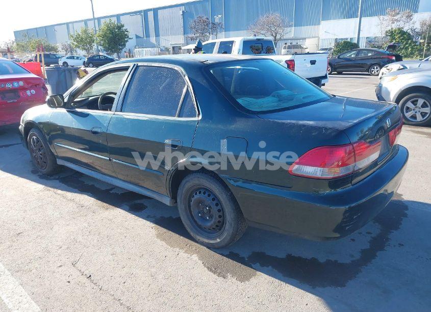 Photo 3 of 2001 Honda Accord 2.3 LX (VIN 3HGCG66531G703931)