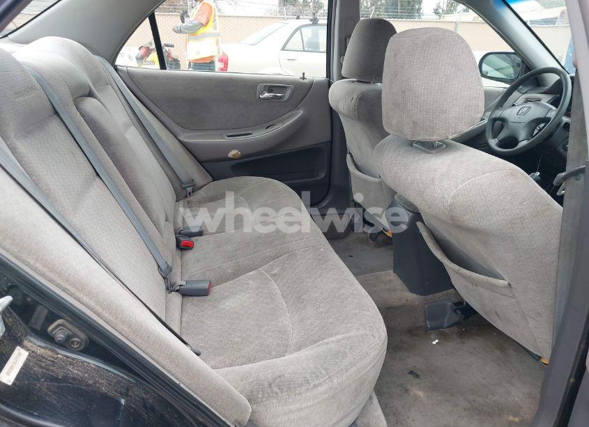 Photo 8 of 2002 Honda Accord 2.3 LX (VIN 3HGCG66532G707396)