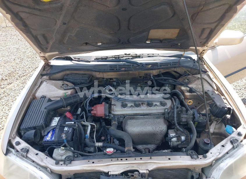 Photo 10 of 2000 Honda Accord 2.3 LX (VIN 3HGCG6653YG700263)