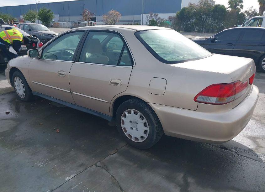 Photo 3 of 2002 Honda Accord 2.3 LX (VIN 3HGCG66552G704516)