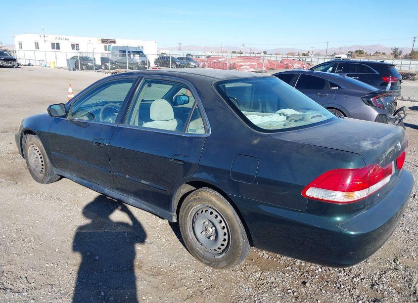 Photo 3 of 2001 Honda Accord 2.3 LX (VIN 3HGCG66561G700487)