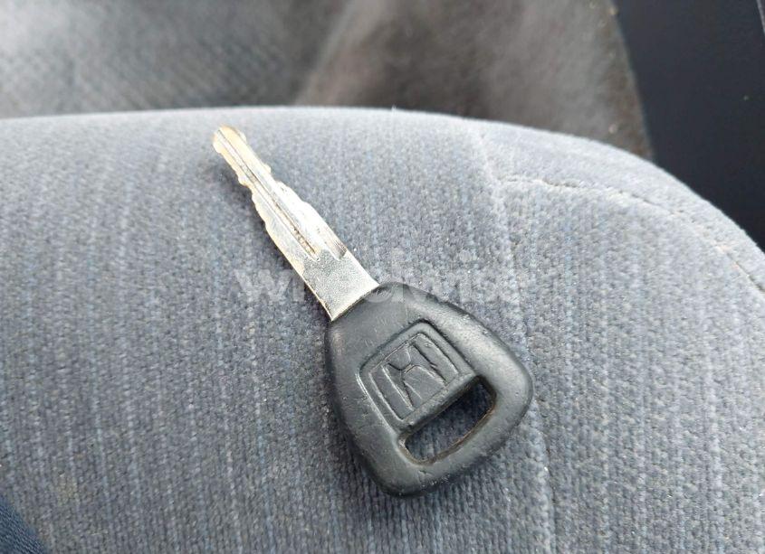 Photo 11 of 2000 Honda Accord 2.3 LX (VIN 3HGCG6657YG704932)