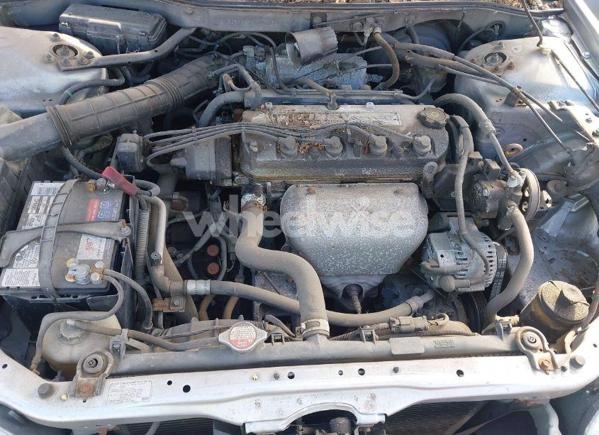 Photo 10 of 2002 Honda Accord 2.3 LX (VIN 3HGCG66592G707368)