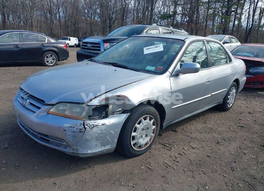 Photo 2 of 2002 Honda Accord 2.3 LX (VIN 3HGCG66592G707368)