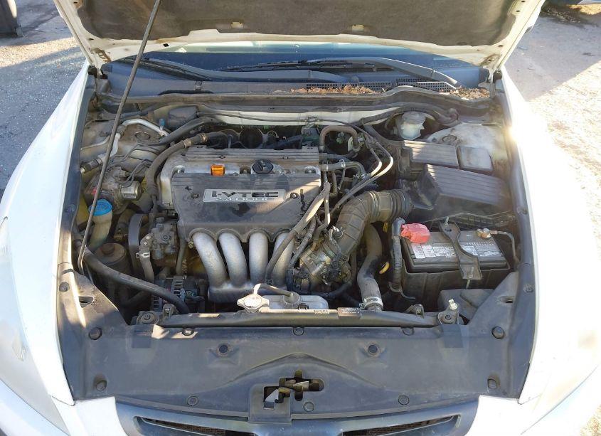 Photo 10 of 2003 Honda Accord 2.4 LX (VIN 3HGCM56313G704922)