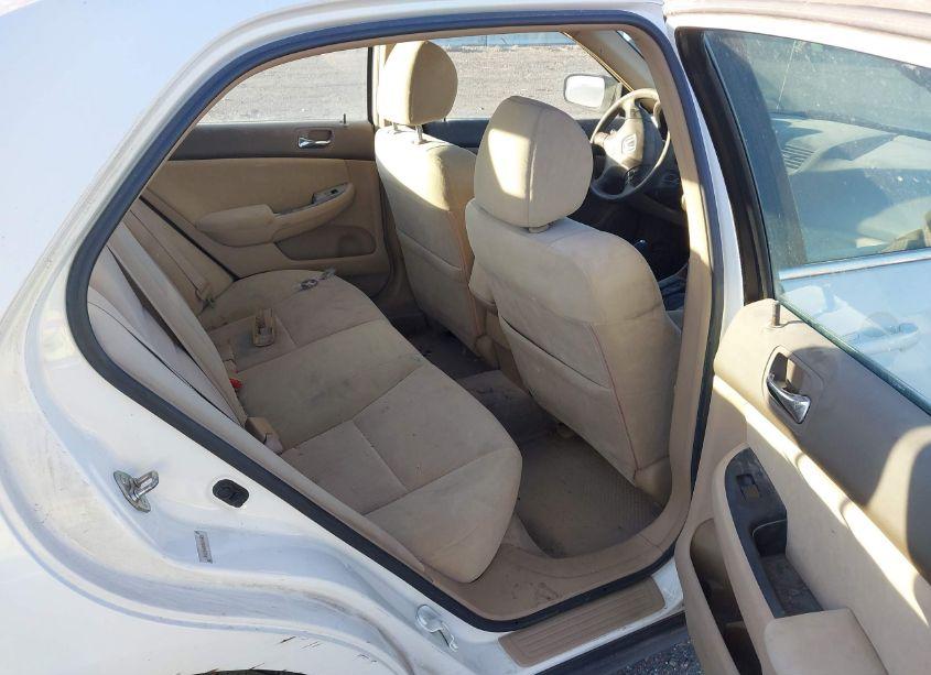 Photo 8 of 2003 Honda Accord 2.4 LX (VIN 3HGCM56313G704922)