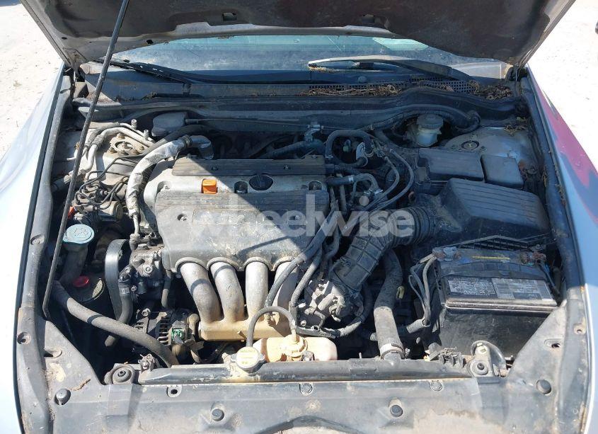 Photo 10 of 2003 Honda Accord 2.4 LX (VIN 3HGCM56323G709756)