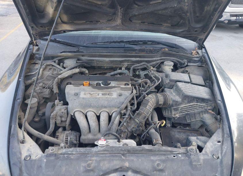 Photo 10 of 2003 Honda Accord 2.4 LX (VIN 3HGCM56333G702797)