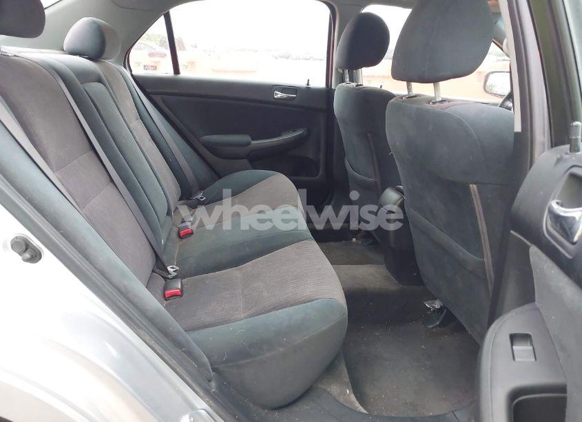 Photo 8 of 2003 Honda Accord 2.4 LX (VIN 3HGCM56333G709703)