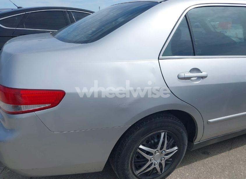 Photo 12 of 2004 Honda Accord 2.4 LX (VIN 3HGCM56344G700882)