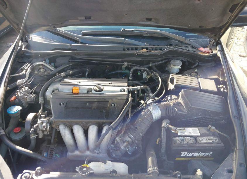 Photo 10 of 2004 Honda Accord 2.4 LX (VIN 3HGCM56344G704723)