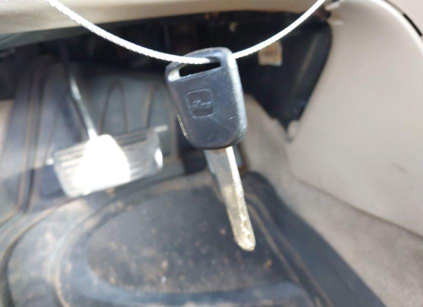 Photo 11 of 2004 Honda Accord 2.4 LX (VIN 3HGCM56344G704723)
