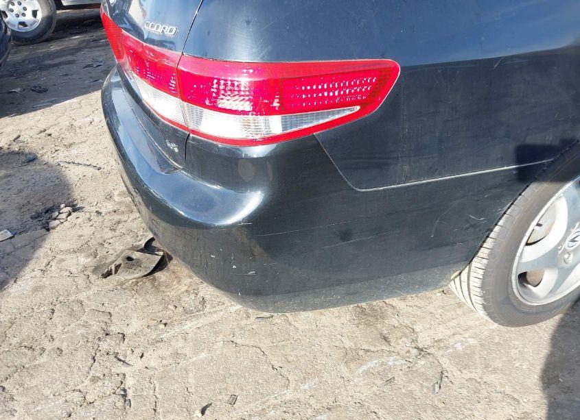 Photo 13 of 2004 Honda Accord 2.4 LX (VIN 3HGCM56344G704723)