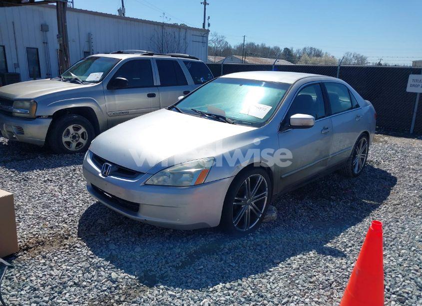 Photo 2 of 2003 Honda Accord 2.4 LX (VIN 3HGCM56353G701408)