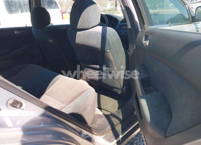 Photo 8 of 2003 Honda Accord 2.4 LX (VIN 3HGCM56353G701408)