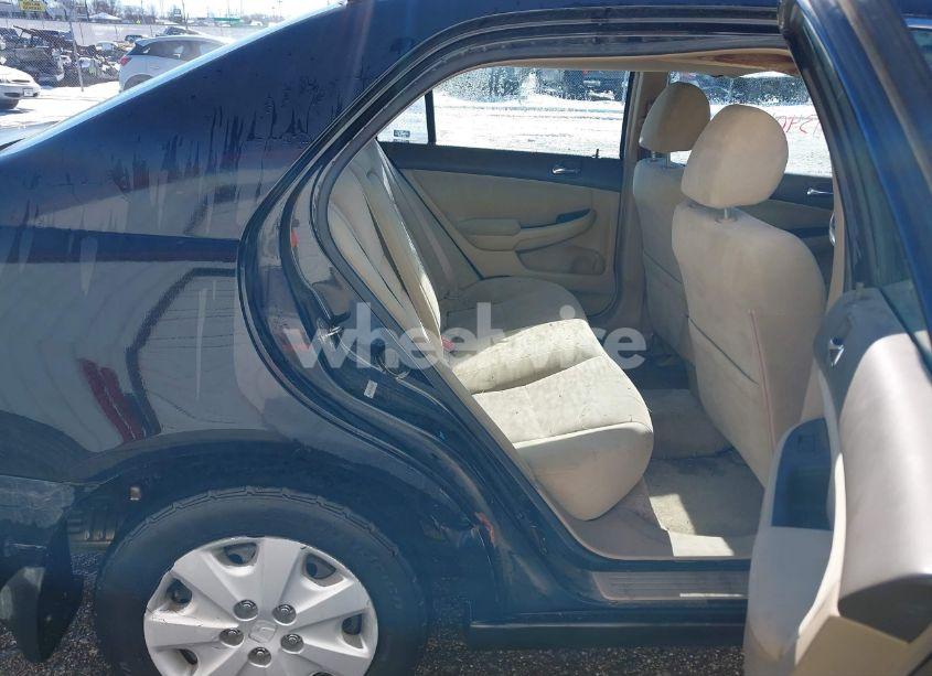 Photo 8 of 2004 Honda Accord 2.4 LX (VIN 3HGCM56354G703807)