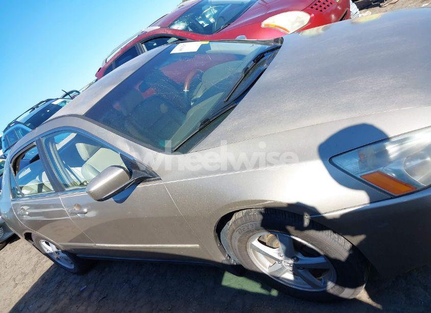Photo 13 of 2004 Honda Accord 2.4 LX (VIN 3HGCM56364G701421)