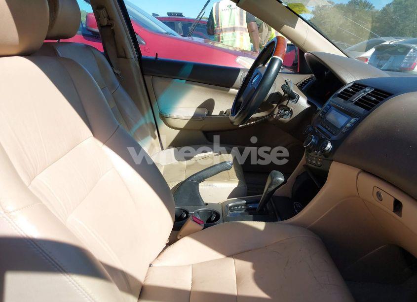 Photo 5 of 2004 Honda Accord 2.4 LX (VIN 3HGCM56364G701421)