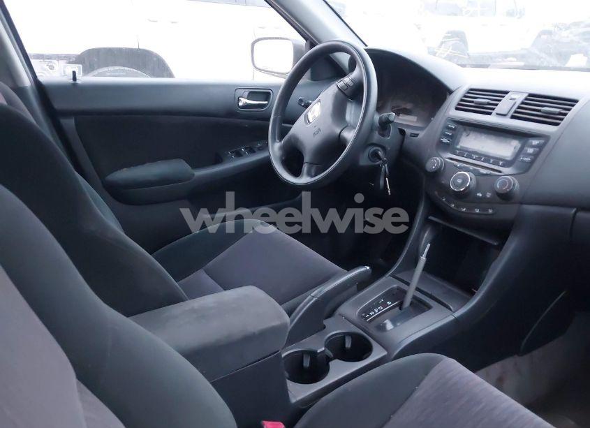 Photo 5 of 2004 Honda Accord 2.4 LX (VIN 3HGCM56364G703587)