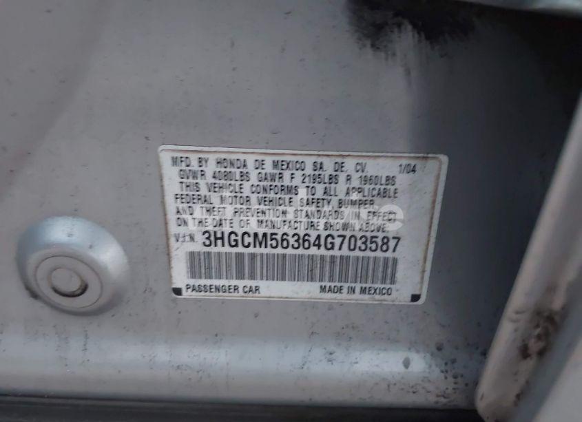 Photo 9 of 2004 Honda Accord 2.4 LX (VIN 3HGCM56364G703587)