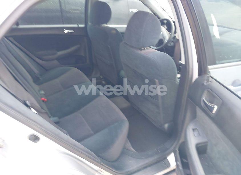 Photo 8 of 2003 Honda Accord 2.4 LX (VIN 3HGCM56373G707727)