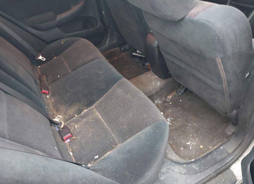 Photo 8 of 2003 Honda Accord 2.4 LX (VIN 3HGCM56373G707906)