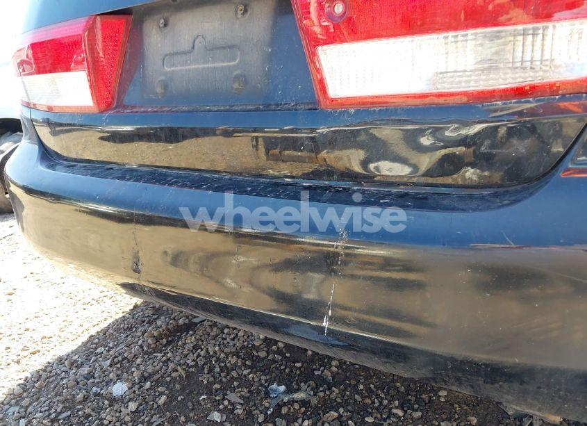 Photo 13 of 2004 Honda Accord 2.4 LX (VIN 3HGCM56374G703842)