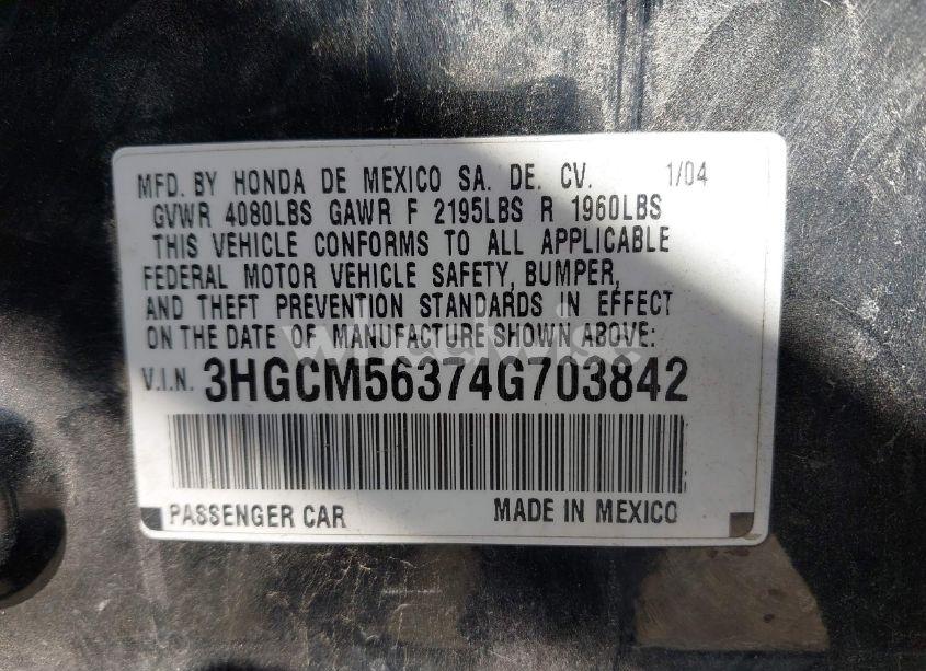 Photo 9 of 2004 Honda Accord 2.4 LX (VIN 3HGCM56374G703842)