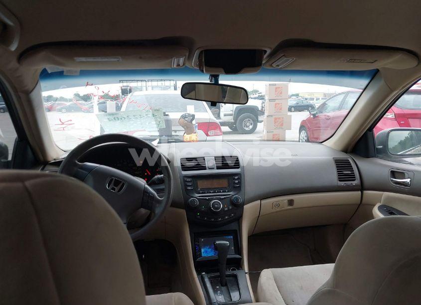 Photo 15 of 2003 Honda Accord 2.4 LX (VIN 3HGCM56383G710586)