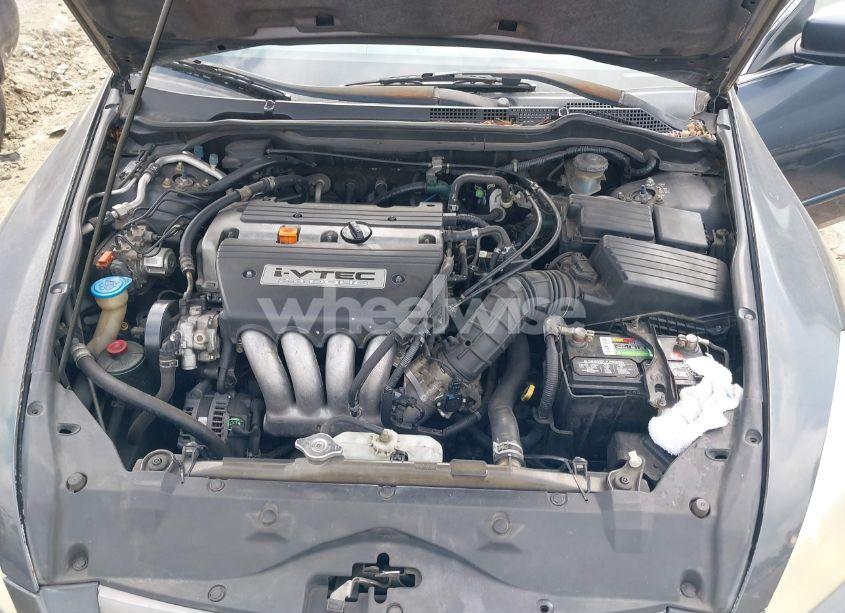 Photo 10 of 2004 Honda Accord 2.4 LX (VIN 3HGCM56384G705180)