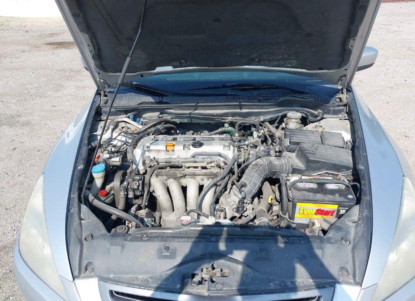 Photo 10 of 2003 Honda Accord 2.4 LX (VIN 3HGCM56393G712878)