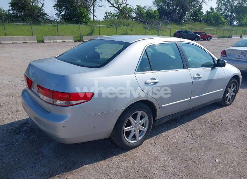 Photo 4 of 2003 Honda Accord 2.4 LX (VIN 3HGCM56393G712878)