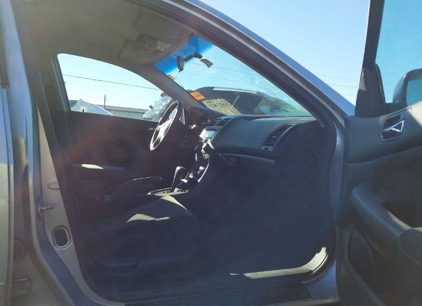 Photo 5 of 2004 Honda Accord 2.4 LX (VIN 3HGCM56394G704023)