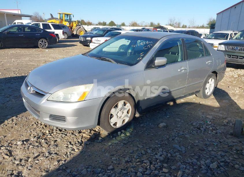 Photo 2 of 2006 Honda Accord 2.4 LX (VIN 3HGCM56406G700518)