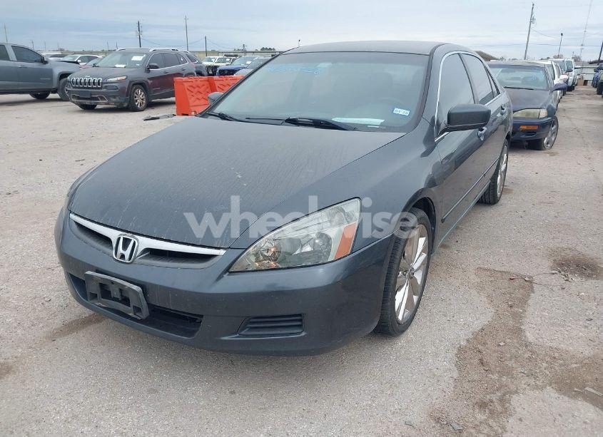Photo 2 of 2007 Honda Accord 2.4 LX (VIN 3HGCM56407G705185)
