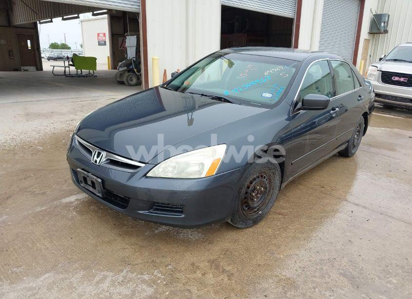Photo 2 of 2006 Honda Accord 2.4 LX (VIN 3HGCM56416G700852)