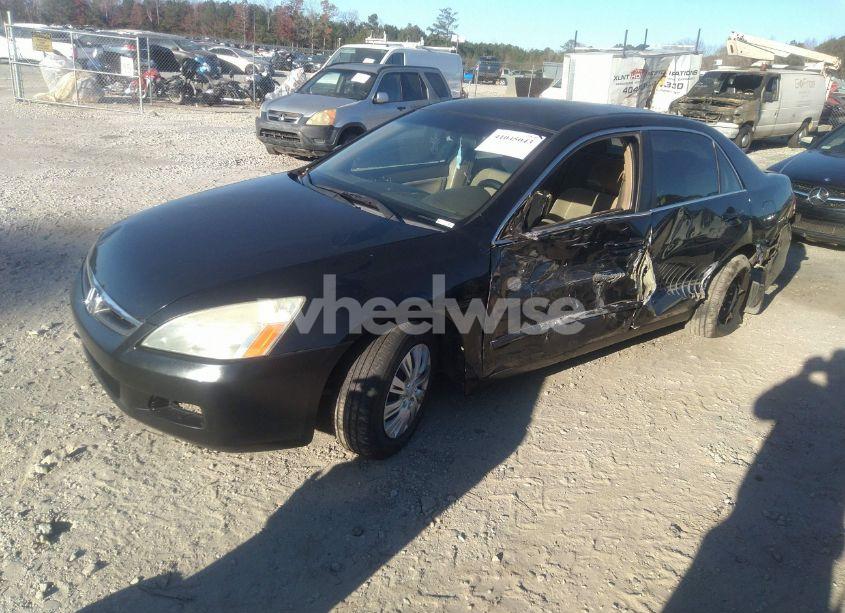 Photo 2 of 2007 Honda Accord 2.4 LX (VIN 3HGCM56417G700299)