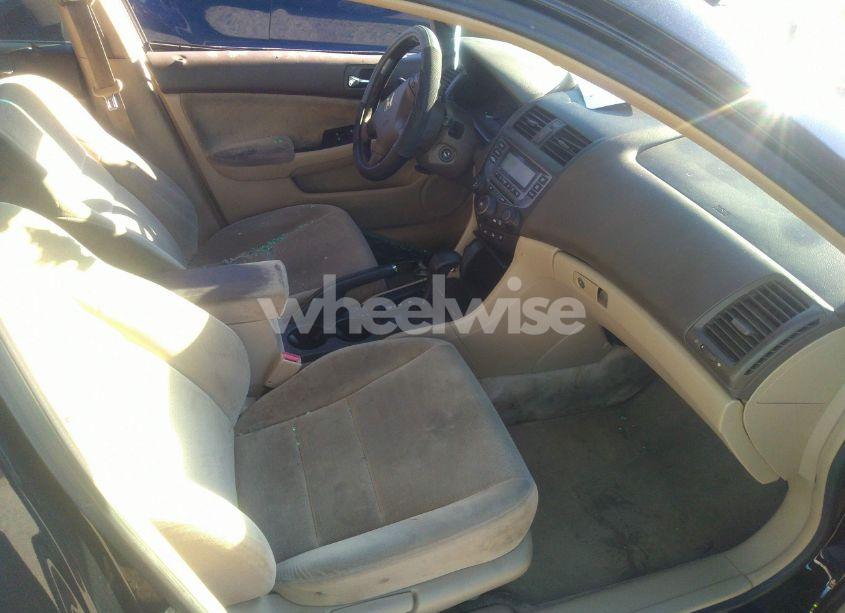 Photo 5 of 2007 Honda Accord 2.4 LX (VIN 3HGCM56417G700299)