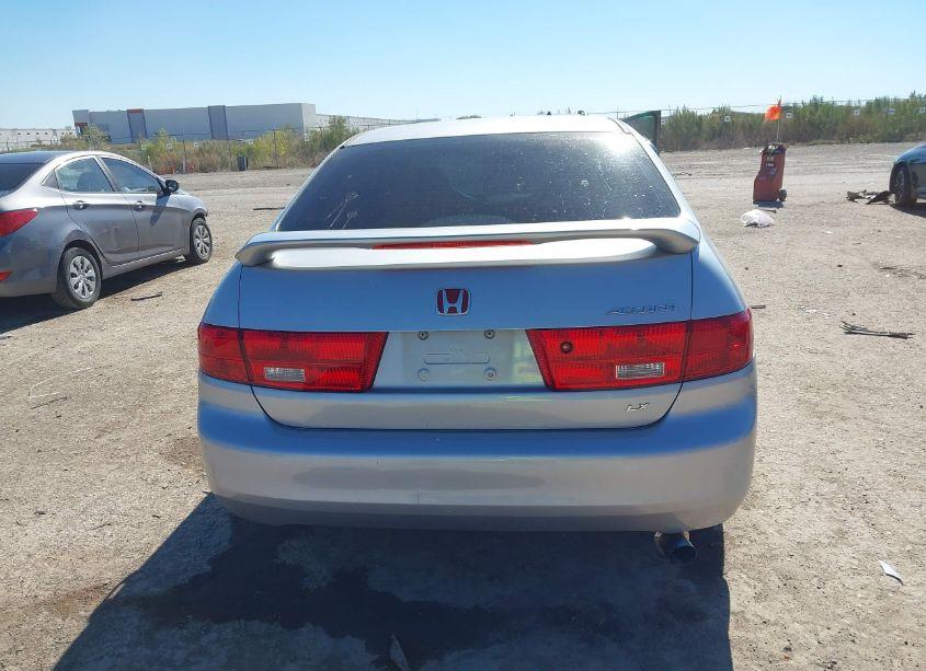 Photo 15 of 2005 Honda Accord 2.4 LX (VIN 3HGCM56425G707727)