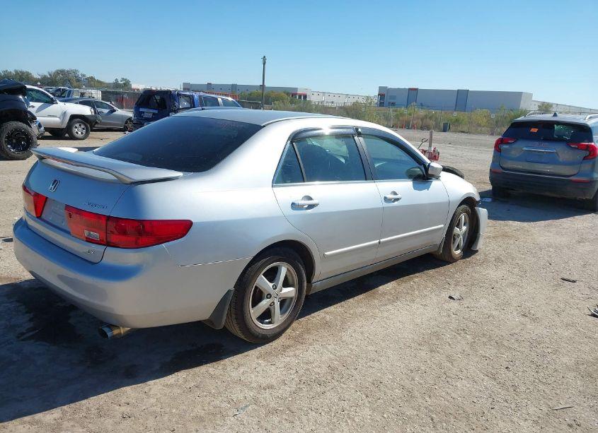 Photo 4 of 2005 Honda Accord 2.4 LX (VIN 3HGCM56425G707727)