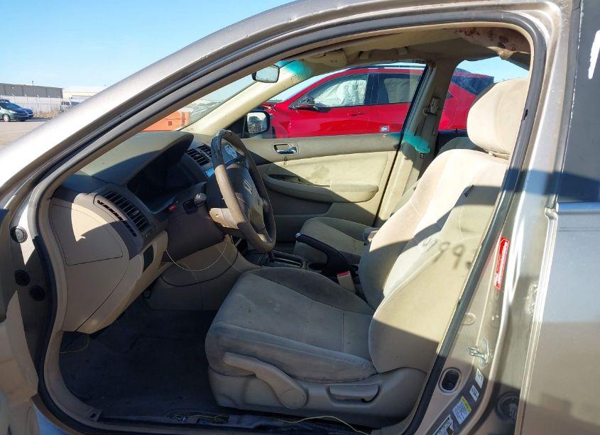 Photo 5 of 2006 Honda Accord 2.4 LX (VIN 3HGCM56426G709382)