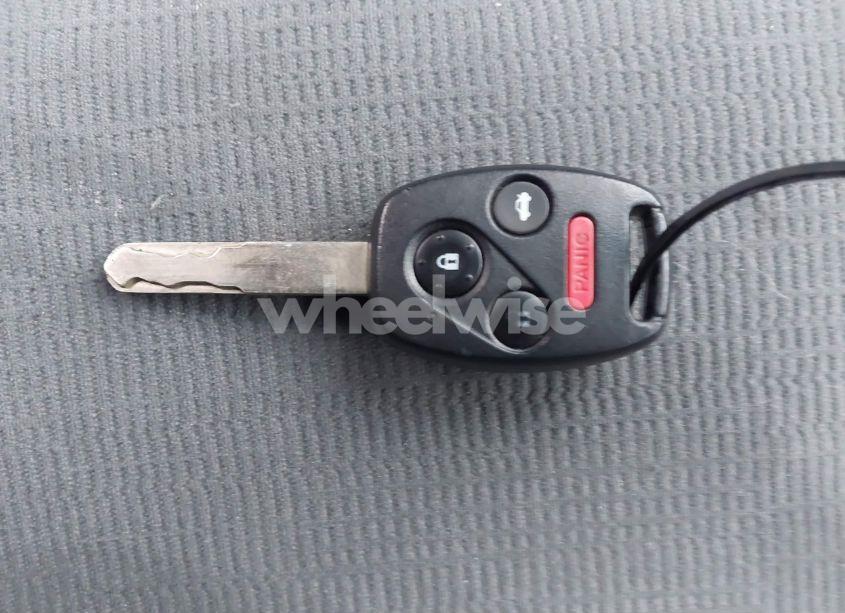 Photo 11 of 2006 Honda Accord 2.4 LX (VIN 3HGCM56436G700853)