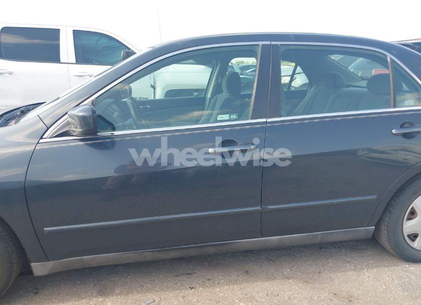 Photo 13 of 2007 Honda Accord 2.4 LX (VIN 3HGCM56437G700174)