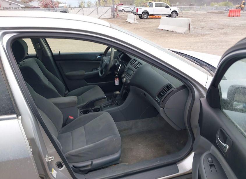 Photo 5 of 2007 Honda Accord 2.4 LX (VIN 3HGCM56437G709862)