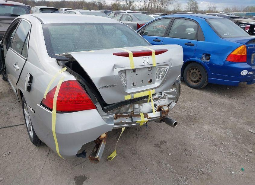 Photo 6 of 2007 Honda Accord 2.4 LX (VIN 3HGCM56437G709862)