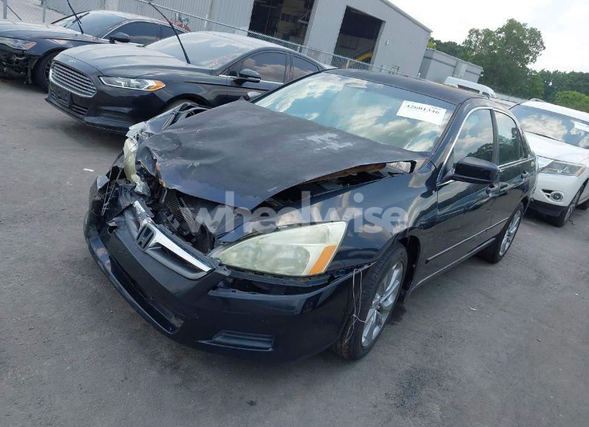Photo 2 of 2007 Honda Accord 2.4 LX (VIN 3HGCM56437G711286)