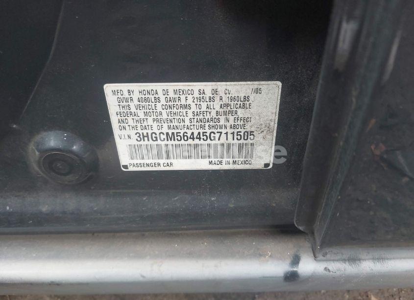 Photo 9 of 2005 Honda Accord 2.4 LX (VIN 3HGCM56445G711505)