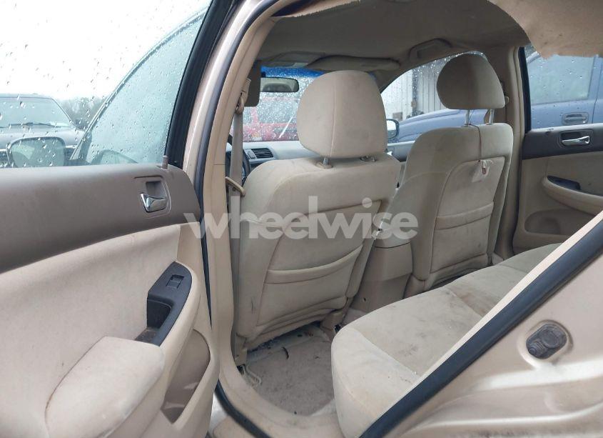 Photo 8 of 2006 Honda Accord 2.4 LX (VIN 3HGCM56446G703339)