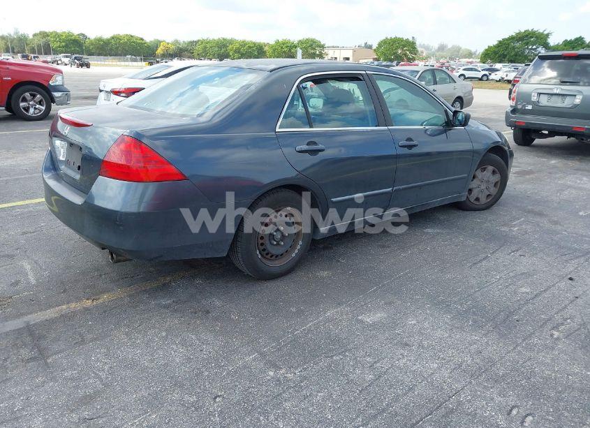 Photo 4 of 2006 Honda Accord 2.4 LX (VIN 3HGCM56446G706791)